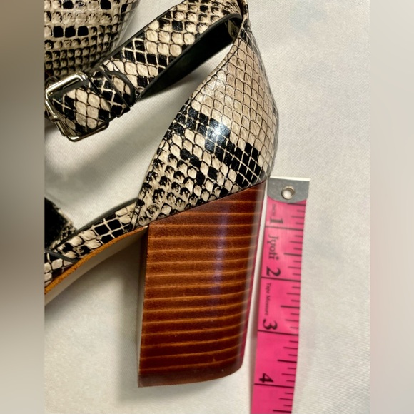 NWT Marc Fisher Walinda City Block Heel Sandal Size 8m - Picture 7 of 7